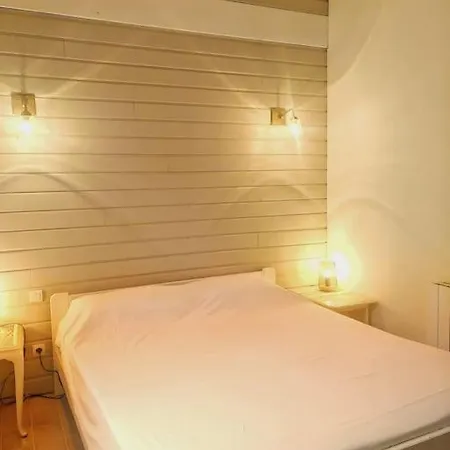 Chalet Au-Dessus Du Lac. 3 Chambres, 5 Lits. Dom wakacyjny Biscarrosse